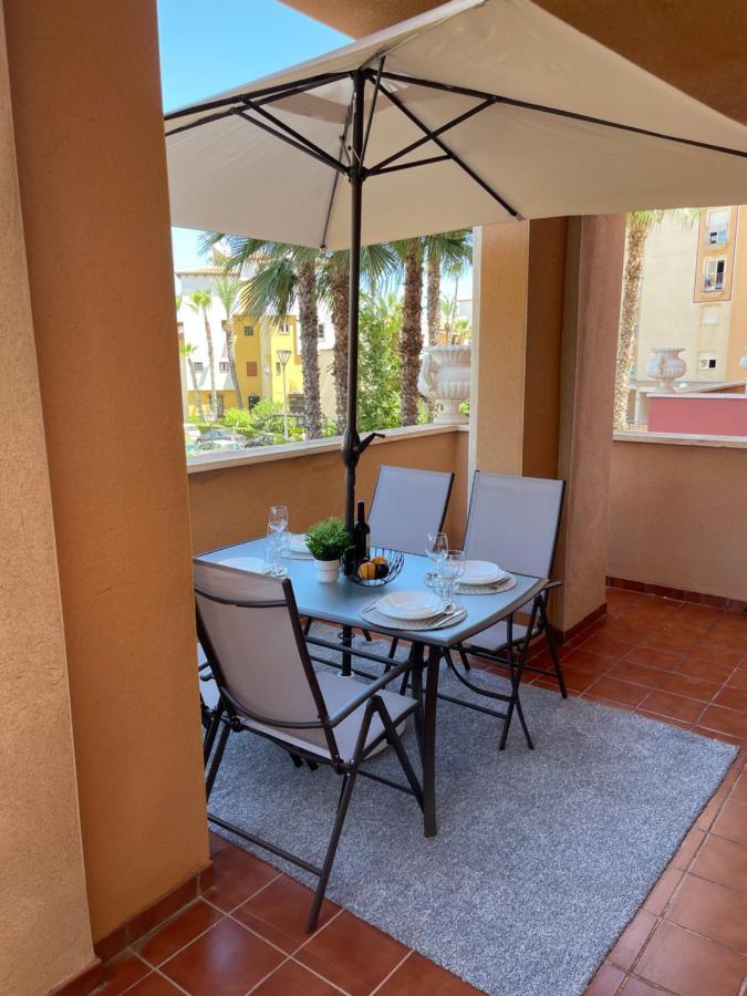 Beach Apartament In Torrevieja Luaran gambar
