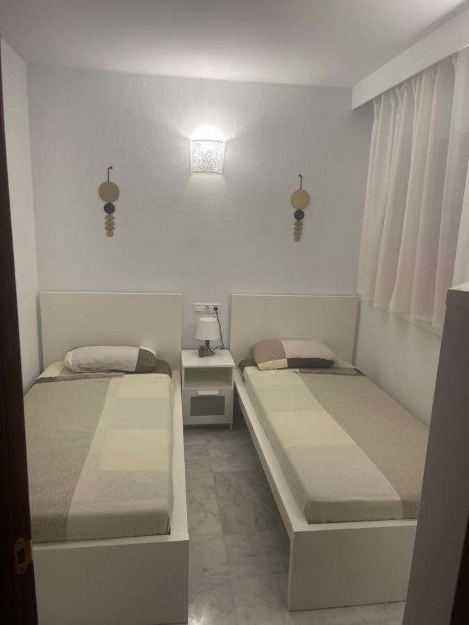 Beach Apartament In Torrevieja Luaran gambar